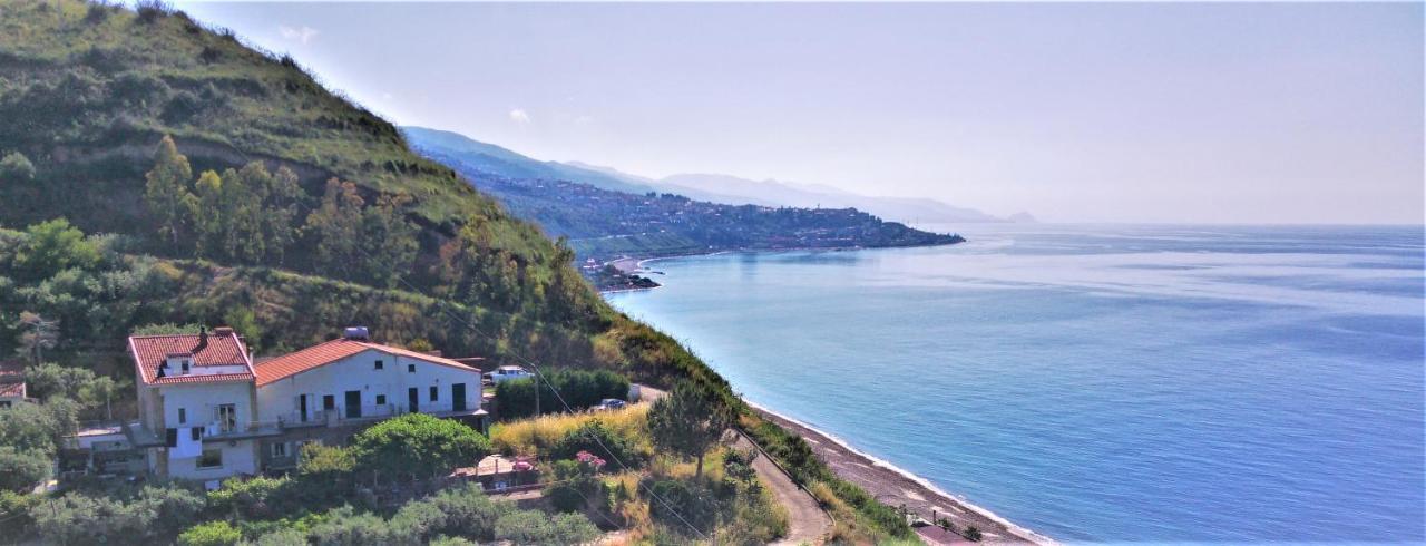 Tenuta Petreria Santo Stefano di Camastra Exterior photo